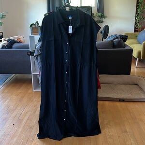 Black xl sleeveless button up Old Navy dress.